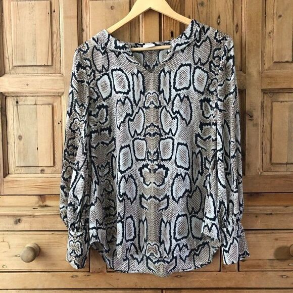 CAbi Women's Small Snake Skin Print Blouse‎ Office Animal Serpentine Wide Cuff - Picture 1 of 6